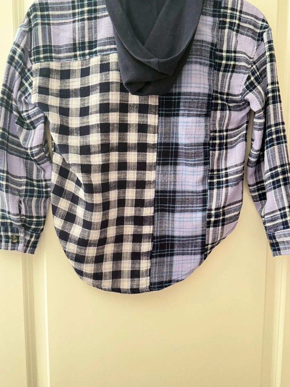 Blue purple black and white hooded sleeve shirt medium
